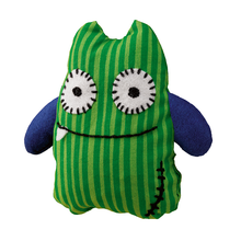 Load image into Gallery viewer, Thames and Kosmos 553008 Craft Monster Sewing Workshop