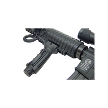 Load image into Gallery viewer, UTG RB-FGRP168B Ergonomic Ambidextrous Vertical Foregrip, Black
