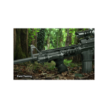 Load image into Gallery viewer, UTG RB-FGRP172B Ambidextrous Combat Foregrip, Symmetric Contour-Black